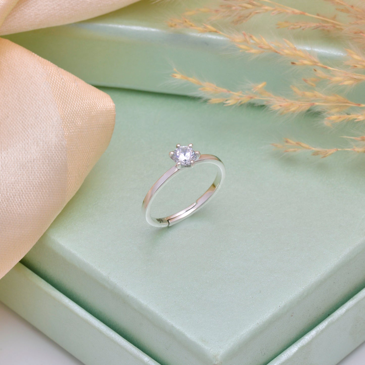 Adjustable Silver Ring With Solitaire Round Cut Design