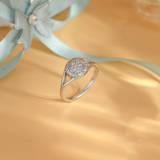 Kyat 925 Silver Halo Sparkle Ring